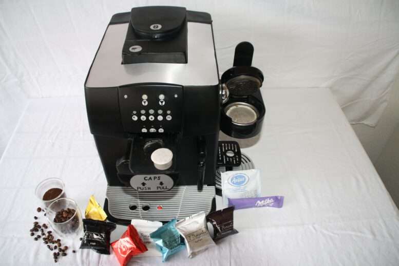 Kaffeevollautomat 4 in 1